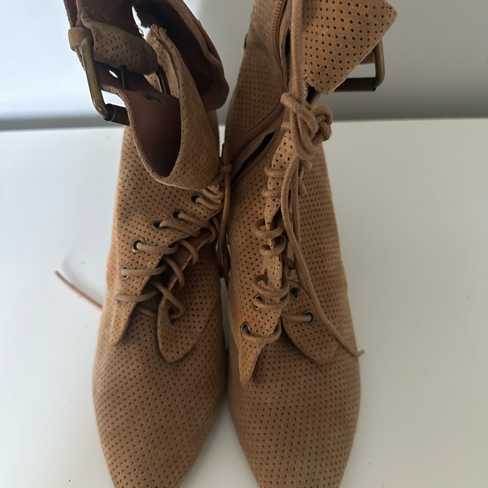 Perforated Tan Lace-Up Ankle Boots